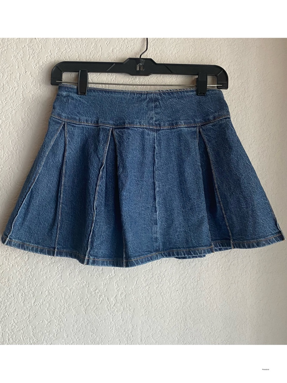 art class Dark Blue Pleated Denim Skirt
